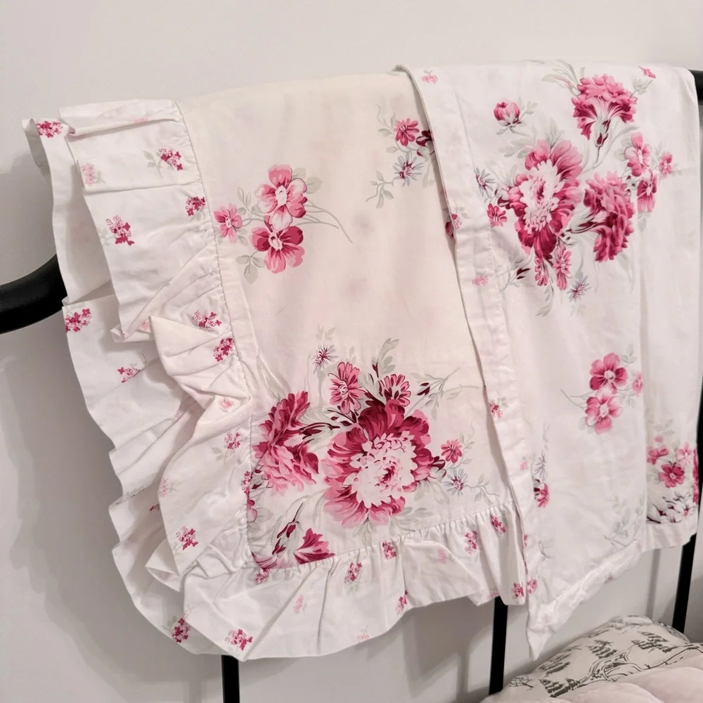 Rachel Ashwell Simply Shabby Chic  Rose White 2 Shame  100% Cotton